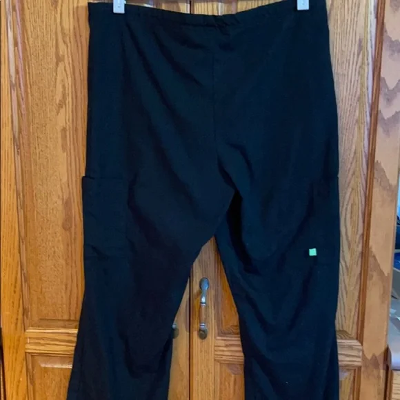 Health Pro Scrub Pants. - Picture 2 of 2